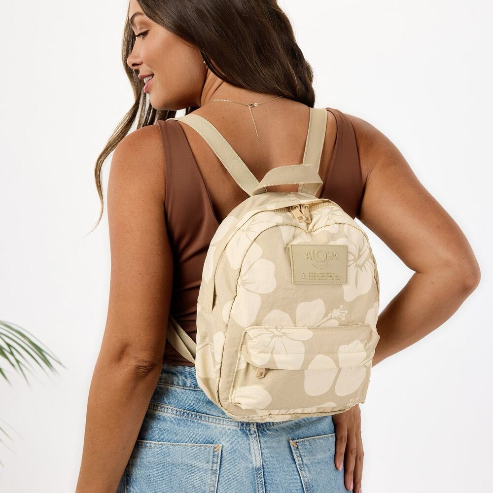 Aloha collection• HANA HOU Mini Backpack in Crème on Dune